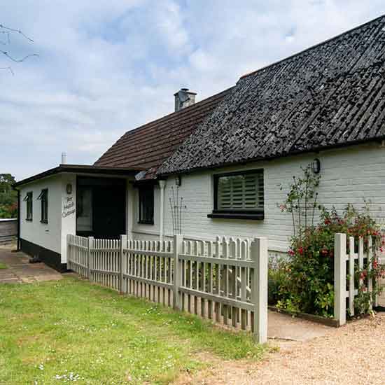 Tor Hatch Cottage accommodation for groups in Shere Surrey